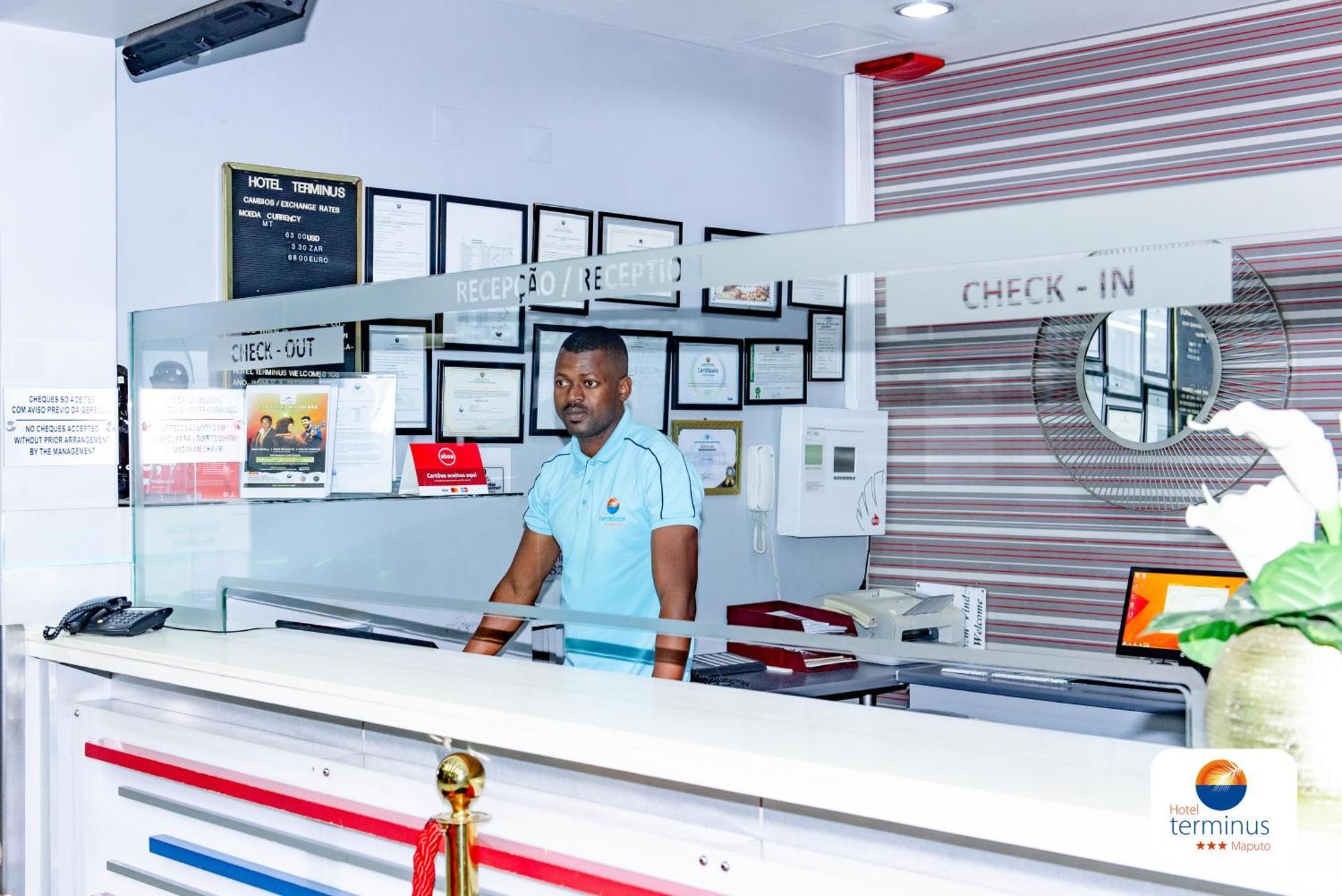 Hotel Terminus Maputo Buitenkant foto